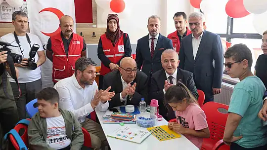 Elazığ'da 'Özel Sınıf' düzenlenen törenle açıldı