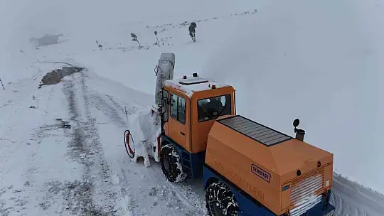 Elazığ'da 130 köy yolu açıldı,  207'sinde çalışmalar sürüyor