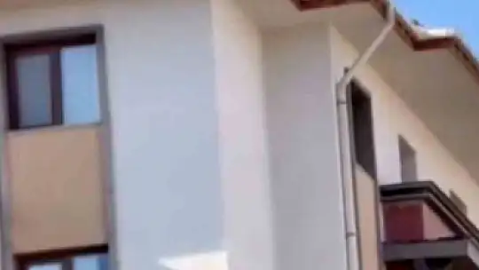Elazığ'da çatıda tehlikeli çalışma