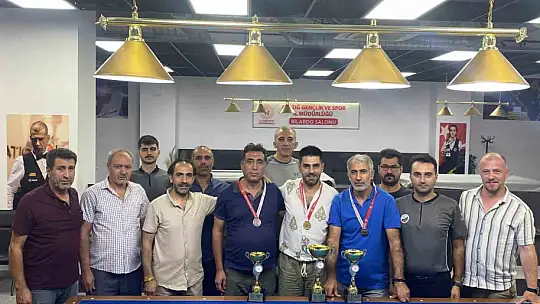 Elazığ'da dart ve bilardo turnuvası
