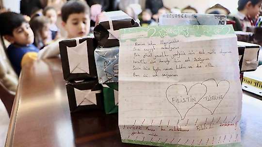 Elazığ'da öğrencilerinden Filistin'e anlamlı destek