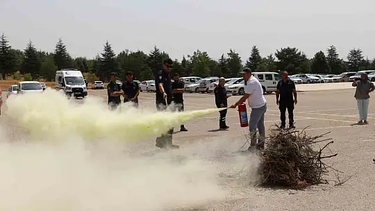 Elazığ'da sağlıkçılara yangın tatbikatı gerçekleştirildi