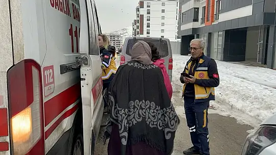 Elazığ'da sitede doğal gaz zehirlenmesi: 1'i çocuk 6 kişi hastaneye kaldırıldı