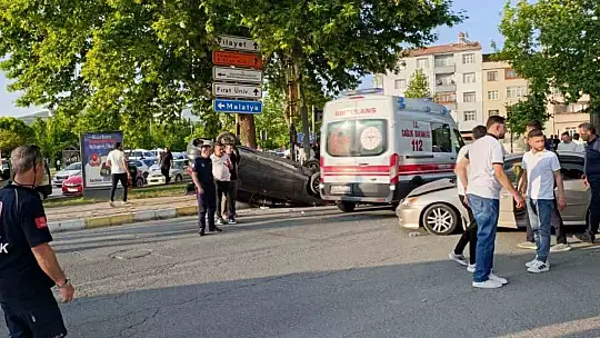 Elazığ'da trafik kazası: 2 yaralı