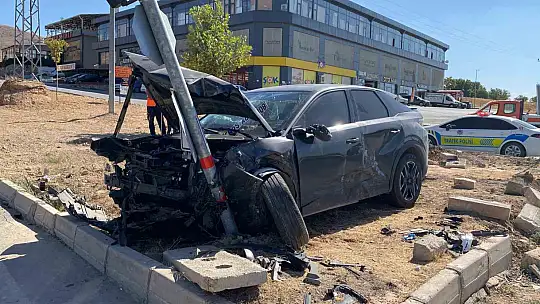 Elazığ'da trafik kazası: 5 yaralı