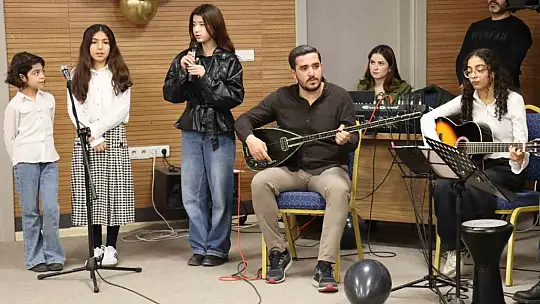 Esentepe Gençlik Merkezinde ara tatil konseri