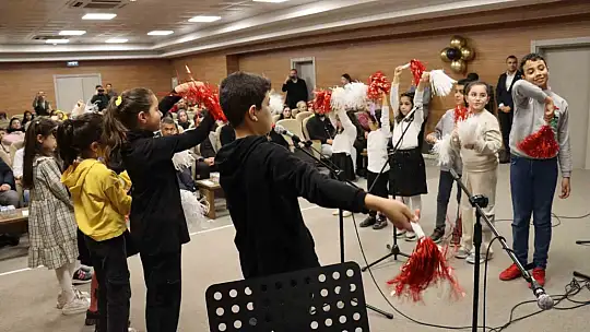 Esentepe Gençlik Merkezinde ara tatil konseri