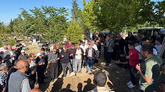 Eşi tarafından öldürülen kadın Malatya'da toprağa verildi