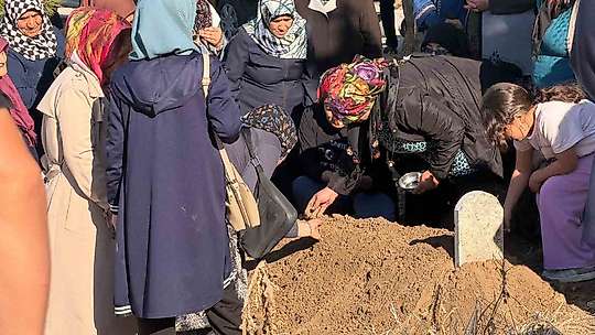 Eşi tarafından öldürülen kadın Malatya'da toprağa verildi