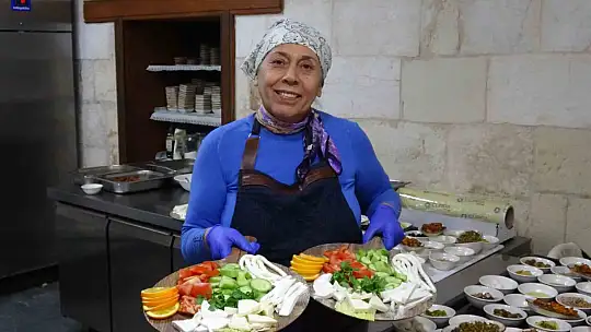 Eşlerinden imza karşılığında toplanan kadınlar önce kooperatif kurdu, sonra restoran açtı