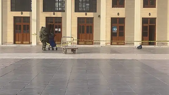 Gar istasyonunda şüpheli çanta paniği