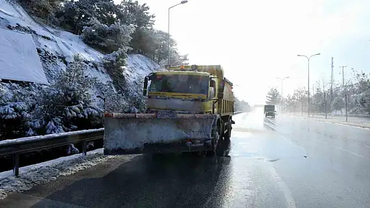 Gaziantep Büyükşehir, kar yağışı ve don riskine karşı hazırlıklarını sürdürüyor