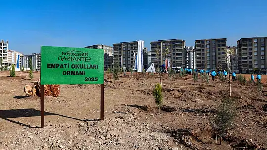 Gaziantep Büyükşehir YEŞİLANTEP projesiyle şehrin yeşil alanlarını artırıyor