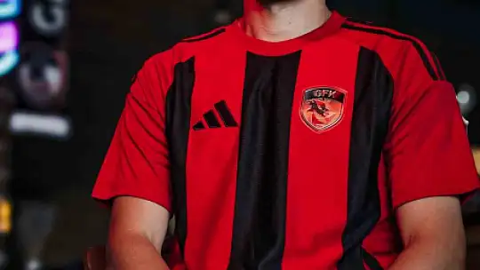 Gaziantep FK, yeni sezon formalarını tanıttı