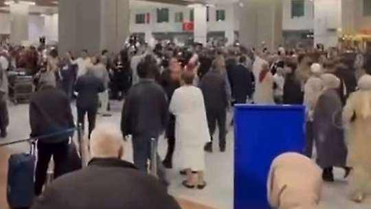 Gaziantep Havalimanı'ndan kavga ve gerginlik