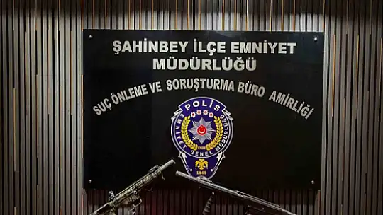 Gaziantep'te 22 kilo skunk ile çok sayıda silah ele geçirildi: 7 gözaltı