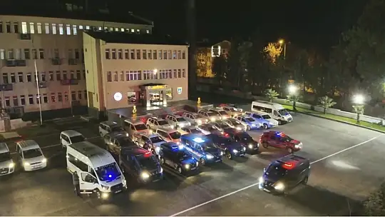 Gaziantep'te DEAŞ'ın finans kaynağına şafak operasyonu: 13 gözaltı