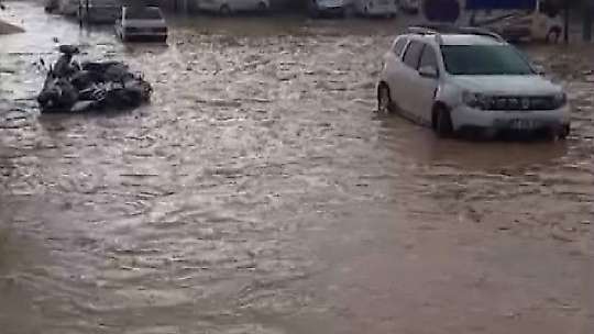Gaziantep'te dolu ve sağanak etkili oldu