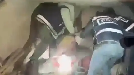 Gaziantep'te evin bodrumundan 4 ruhsatsız silah çıktı