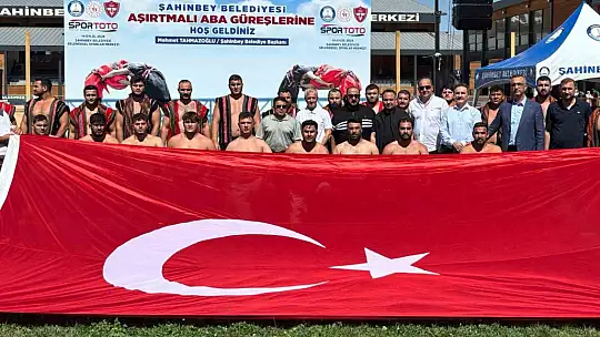 Gaziantep'te geleneksel aşırtmalı aba güreşleri heyecanı başladı