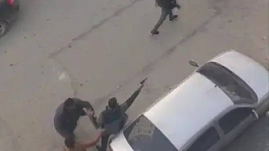 Gaziantep'te husumetli aileler arasında silahlı kavga: 1'i çocuk 2 ağır yaralı