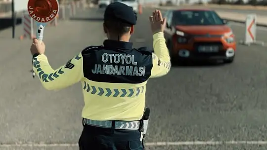 Gaziantep'te jandarmadan dron destekli trafik denetimi