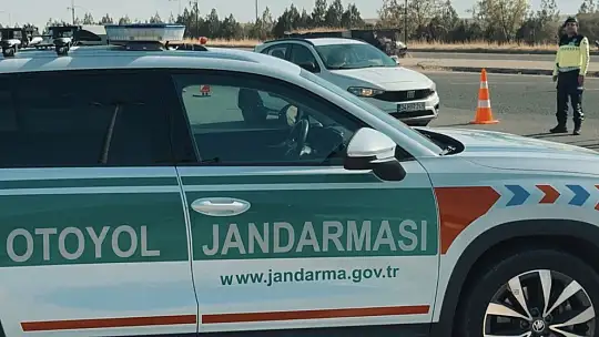 Gaziantep'te jandarmadan dron destekli trafik denetimi