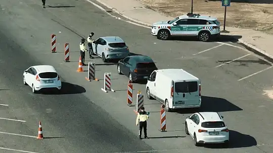 Gaziantep'te jandarmadan dron destekli trafik denetimi