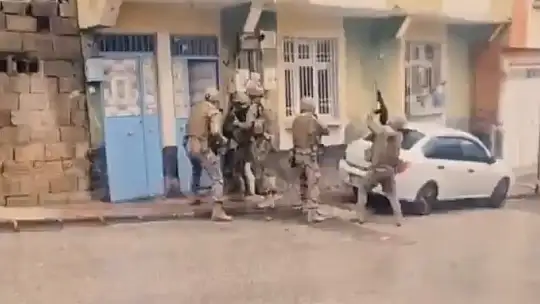 Gaziantep'te lüks restoranı kurşunlayan 2 şahıs yakalandı