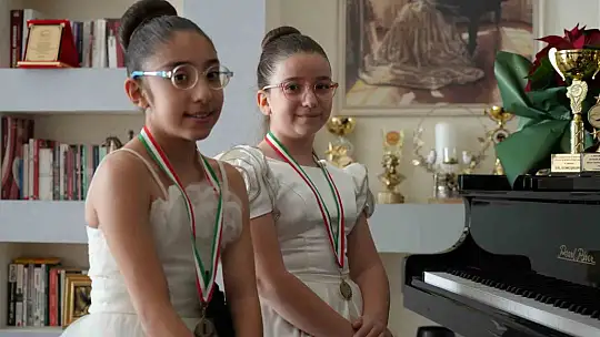 Gaziantep'te minik piyanistler dünya şampiyonu oldu