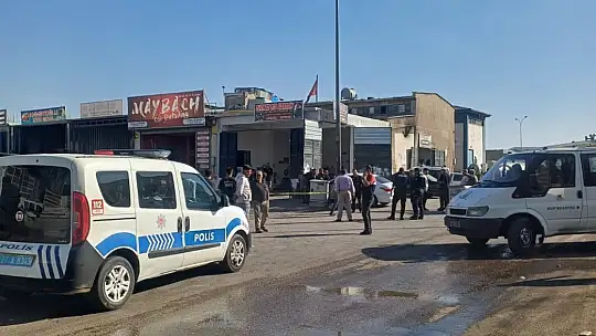 Gaziantep'te silahlı kavga: 2 kardeş yaralandı, o anlar kameraya yansıdı