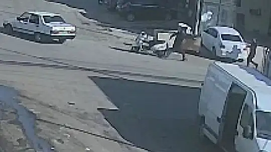 Gaziantep'te silahlı kavga: 2 kardeş yaralandı, o anlar kameraya yansıdı