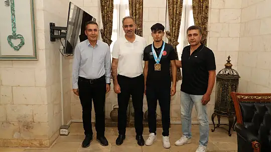 Genç karateci Türkiye Şampiyonu oldu
