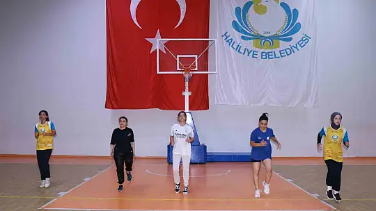 Gençler polis olmak için Haliliye'de ter döküyor