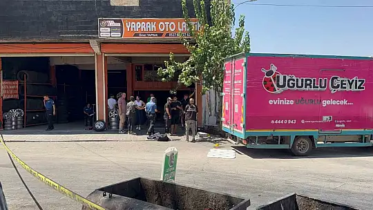 Geri manevra yapan kamyonetin altında kalan çocuk hayatını kaybetti