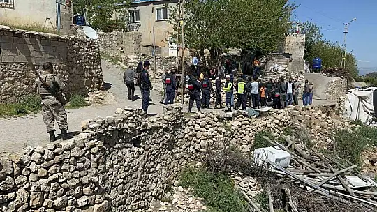Husumetli aileler birbirine girdi: 5 yaralı, 15 gözaltı