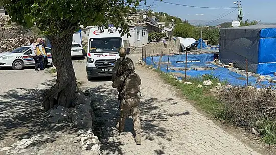 Husumetli aileler birbirine girdi: 5 yaralı, 15 gözaltı