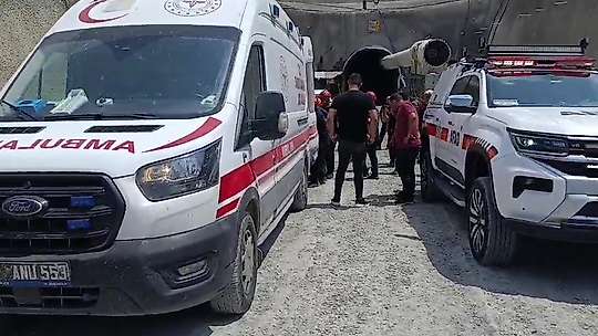 İçme suyu projesinde göçük: 1 işçi hayatını kaybetti, 1'i ağır yaralı