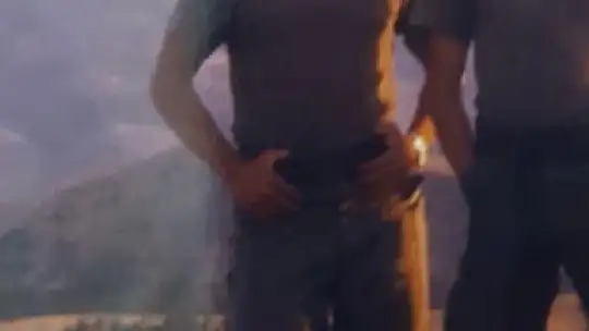 İki ayağını kaybetti, güvercinlerle hayata bağlandı