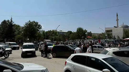 İki grup arasında kavga: 2 yaralı