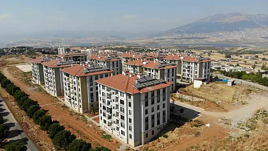 İki oğlunu kaybeden depremzede baba: