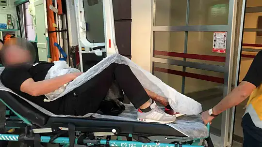 Adıyaman'da şehiriçi yolcu taşımacılığı yapan iki sürücü arasında bıçaklı kavga: 1 yaralı