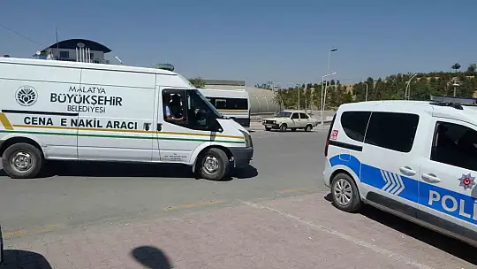 İş makinesinin altında kalan operatör hayatını kaybetti