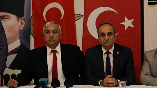 İYİ Parti'den 5 ilçe başkanı istifa etti