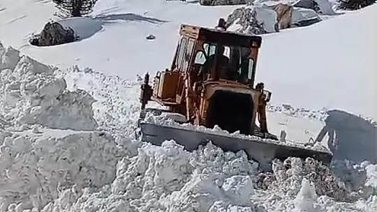 Kahramanmaraş kırsal bölgelerde kar temizliği
