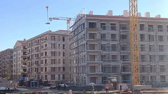 Kahramanmaraş'ta deprem konutları yükselmeye devam ediyor