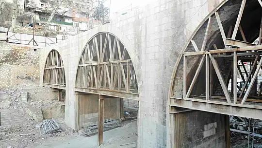 Kahramanmaraş'ta Kanlıdere Köprüsü yeniden ayağa kaldırılıyor