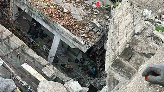 Kahramanmaraş'ta metruk ev çöktü