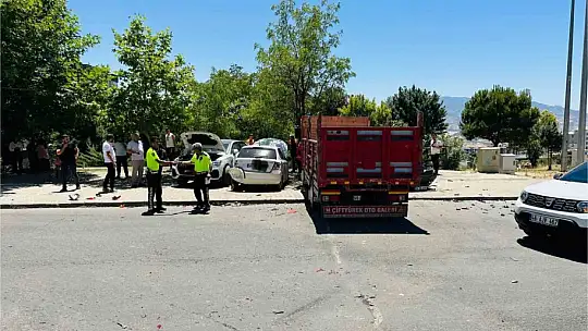 Kahramanmaraş'ta trafik kazası: 3 yaralı