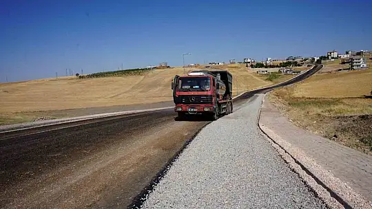 Kahta'da yol yapım ve asfaltlama çalışmaları hızlandırıldı